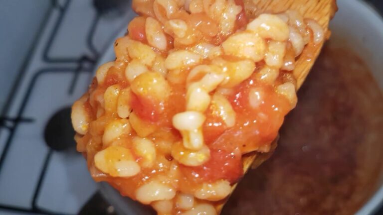 Bl&eacute; a la sauce tomate