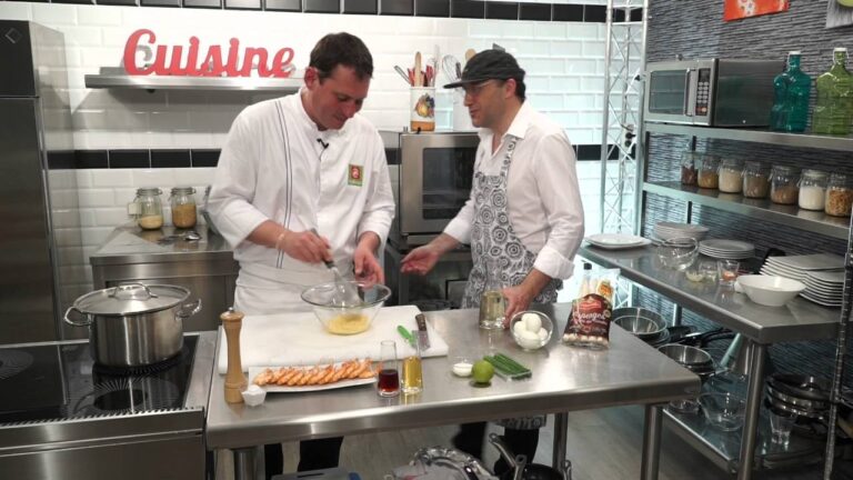 Saumon cuit au four avec crevettes et asperges