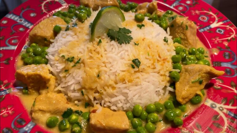 Saut&eacute; de porc au lait de coco et curcuma