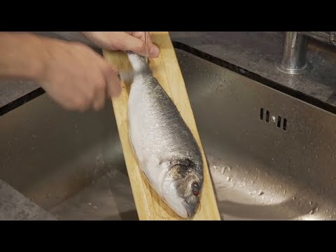 Comment enlever les ecailles d un poisson facilement